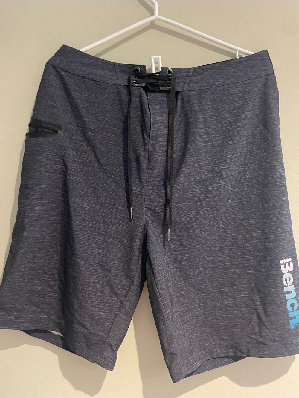 Bench Men’s Gray Board Shorts